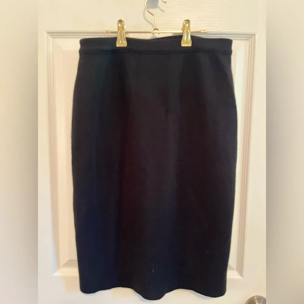 Devernois Elegant Knit Skirt